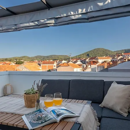Centar 2 Apartman Vela Luka